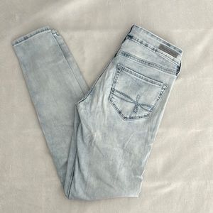 Juniors Levi’s Denizen low rise skinny jeggings